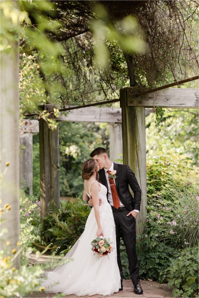 greensboro arboretum wedding image